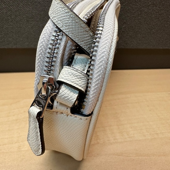 NWT! RARE! COACH CROSSBODY POUCH WITH MS. PAC-MAN ANIMATION F75599 - Picture 7 of 9